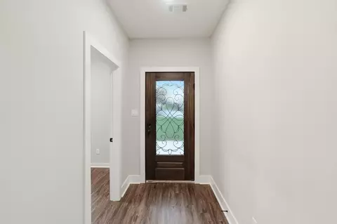 Entry Way - 2444 Pleasant Willow Dr, Benton, AR 72015 photo 1 of 5