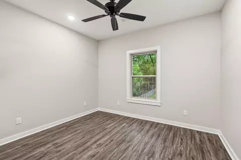 Bedroom - 2444 Pleasant Willow Dr, Benton, AR 72015 photo 4 of 4