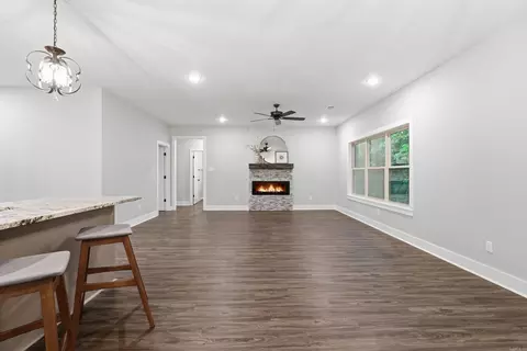Living - 2444 Pleasant Willow Dr, Benton, AR 72015 photo 5 of 5
