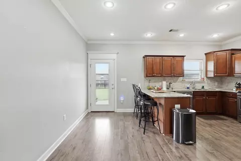 Entry Way - 1220 Andrews Dr, Conway, AR 72032 photo 4 of 6