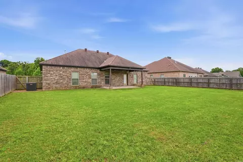 Exterior - 1220 Andrews Dr, Conway, AR 72032 photo 6 of 8