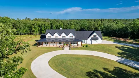 2995 Cresthaven St, Conway, AR 72034