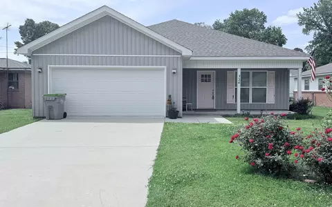 324 Troutt Ave, Benton, AR 72019
