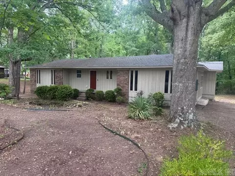22035 Phillip Dr, Little Rock, AR 72206