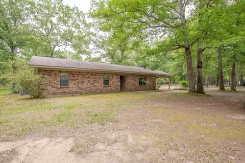 Exterior - 5205 Rogers Rd, Pine Bluff, AR 71603 photo 3 of 14