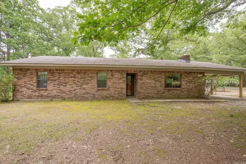 5205 Rogers Rd, Pine Bluff, AR 71603