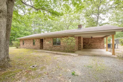 Exterior - 5205 Rogers Rd, Pine Bluff, AR 71603 photo 11 of 14