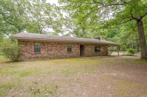 Exterior - 5205 Rogers Rd, Pine Bluff, AR 71603 photo 12 of 14