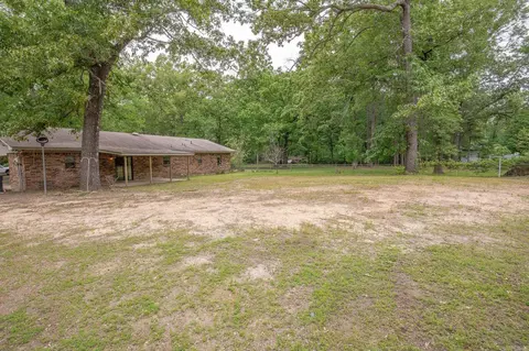Exterior - 5205 Rogers Rd, Pine Bluff, AR 71603 photo 9 of 14