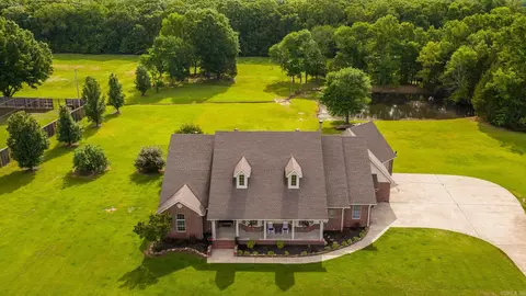 13 Agarita Cv, Conway, AR 72032