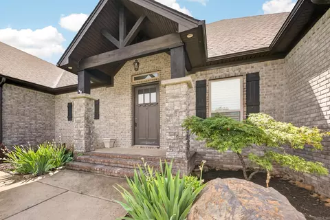 Exterior - 1565 Marquee Cir, Cabot, AR 72023 photo 3 of 6