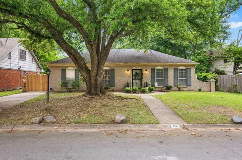 44 Warwick Rd, Little Rock, AR 72205