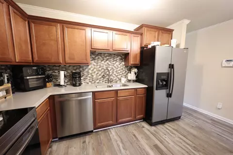 Kitchen - 15 Daytona Dr, Cabot, AR 72023 photo 5 of 5