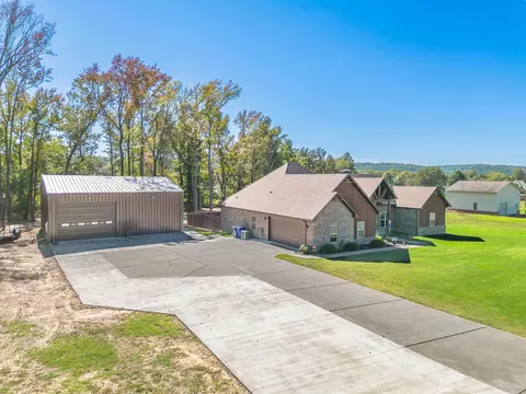 Other - 8 Winterberry Dr, Greenbrier, AR 72058 photo 1 of 11