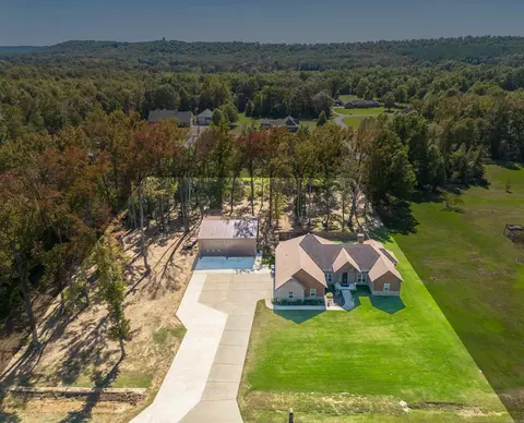 View/Area - 8 Winterberry Dr, Greenbrier, AR 72058 photo 2 of 2