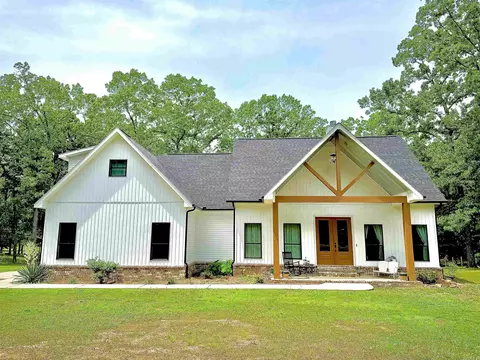 44 Skinner Rd, Austin, AR 72007