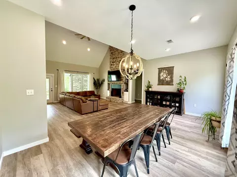 Dining - 44 Skinner Rd, Austin, AR 72007 photo 1 of 2