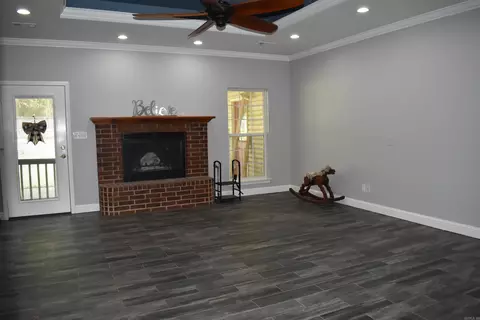 Living - 101 Artesia Ln, Beebe, AR 72012 photo 1 of 2