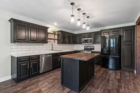 Kitchen - 112 Mildred Ln, Beebe, AR 72012 photo 2 of 2