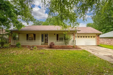 40 Mary Ann Cir, Cabot, AR 72023
