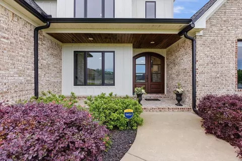 Exterior - 813 Belle Grove Loop, Benton, AR 72019 photo 4 of 7