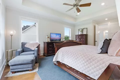 Bedroom - 813 Belle Grove Loop, Benton, AR 72019 photo 2 of 8