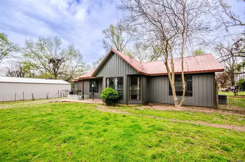 10 Annette Ln, Conway, AR 72032
