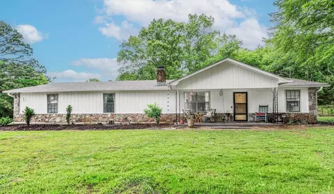 21 Springhill Dr, Greenbrier, AR 72058