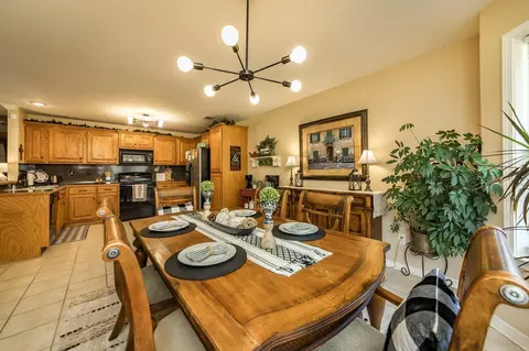 Dining - 604 Shanie Dr, Beebe, AR 72012 photo 3 of 3