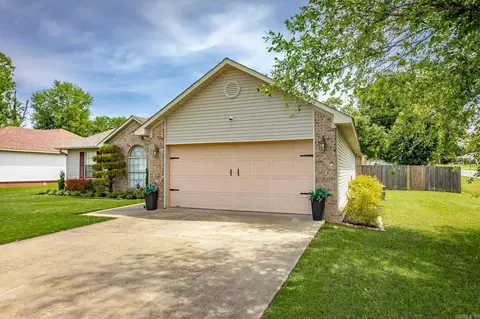 Exterior - 604 Shanie Dr, Beebe, AR 72012 photo 2 of 9