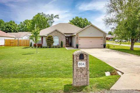 604 Shanie Dr, Beebe, AR 72012