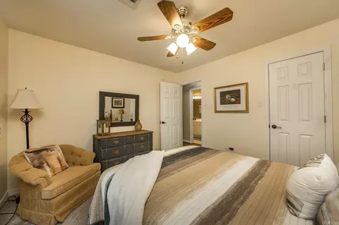 Bedroom - 604 Shanie Dr, Beebe, AR 72012 photo 5 of 7