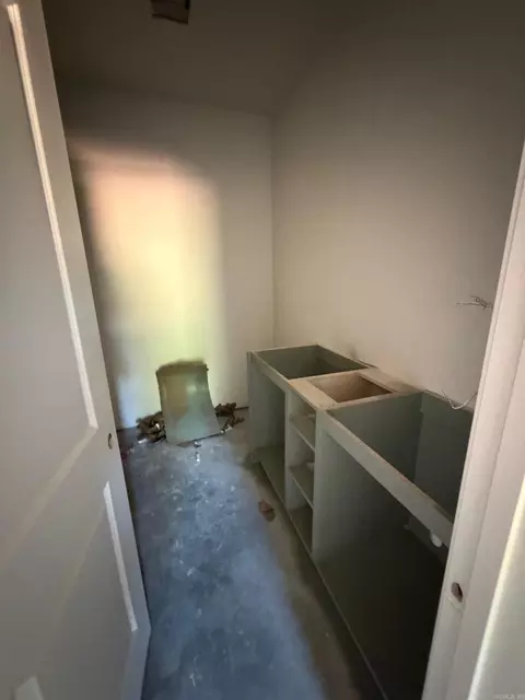 Entry Way - 102 Fitzgerald Dr, Benton, AR 72015 photo 1 of 1