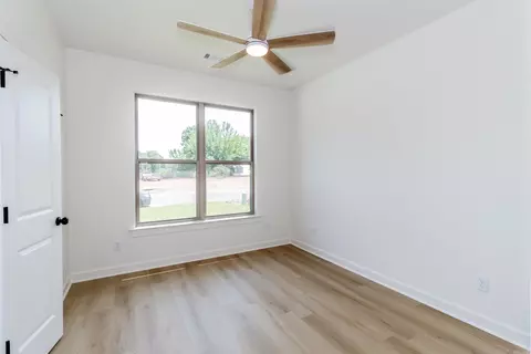 102 Fitzgerald Dr, Benton, AR 72015 photo 5
