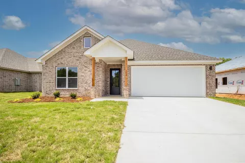 108 Fitzgerald Dr, Benton, AR 72015