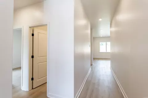 Entry Way - 108 Fitzgerald Dr, Benton, AR 72015 photo 1 of 1