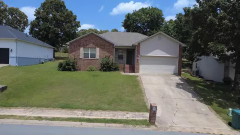 72 Cinnamon Dr, Sherwood, AR 72120