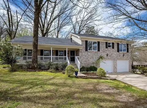 2 Highwood Dr, Little Rock, AR 72205