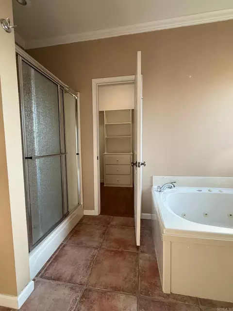 Bath - 3805 Irby Dr, Conway, AR 72034 photo 1 of 3