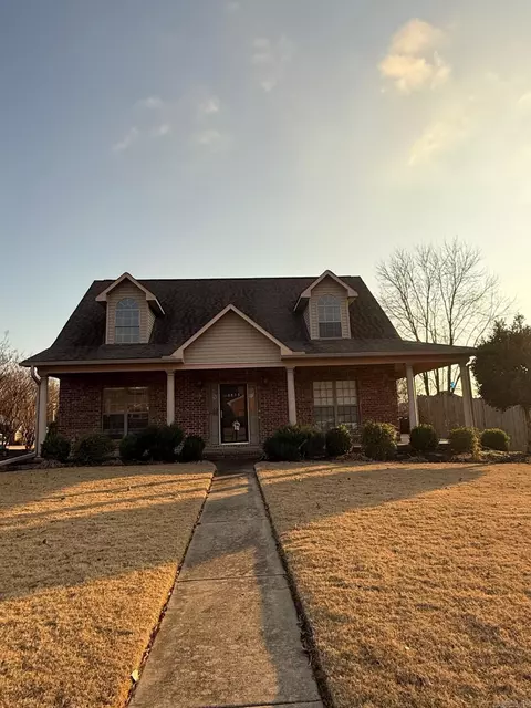 3805 Irby Dr, Conway, AR 72034