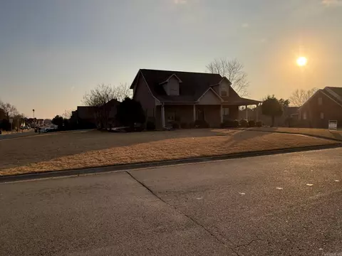 Exterior - 3805 Irby Dr, Conway, AR 72034 photo 4 of 4