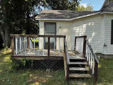 Exterior - 302 Spring St, Beebe, AR 72012 photo 1 of 6