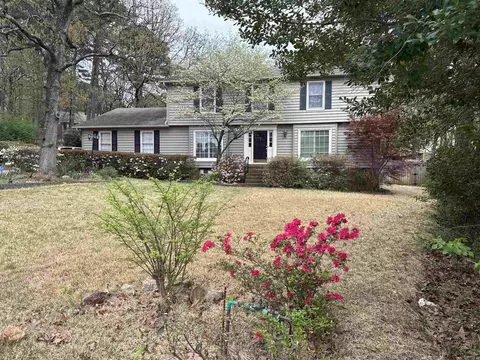 3 Amesbury Ct, Little Rock, AR 72227