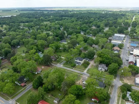 View/Area - 110 W Curran St, Des Arc, AR 72040 photo 5 of 8