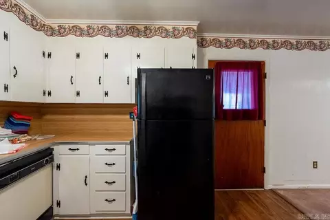 Kitchen - 110 W Curran St, Des Arc, AR 72040 photo 3 of 3