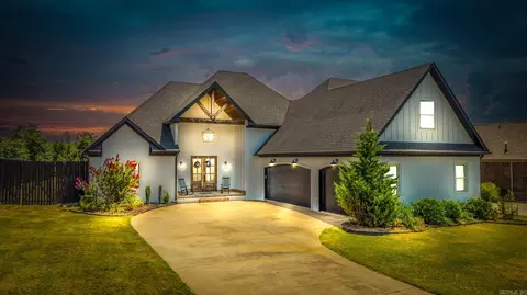 133 Plantation Dr, Mayflower, AR 72106