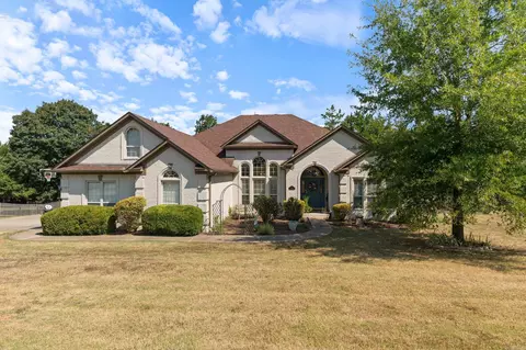 11 E Chateau Ests, Greenbrier, AR 72058