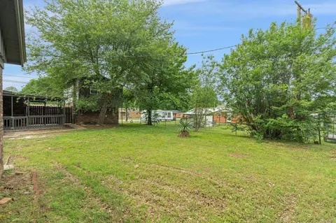Exterior - 101 Martin Cir, Fort Smith, AR 72908 photo 9 of 11