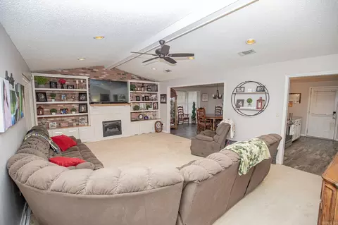 Living - 70 Moore Cir, Rison, AR 71665 photo 3 of 4