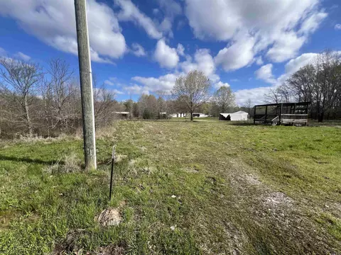 12 C Drake Ln, Stuttgart, AR 72160